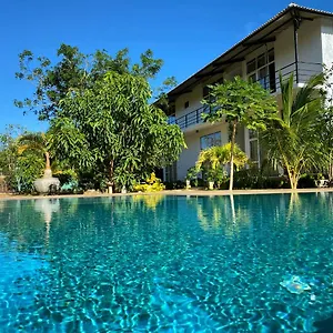 Sapphire Garden , Habarana Sri Lanka